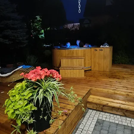 木屋 Deluxe Adrian *